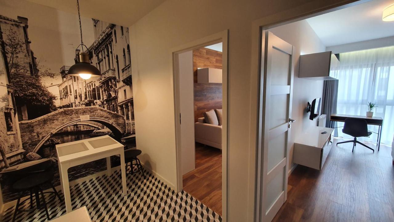 Zajezdnia Wrzeszcz Apartamenty Гданськ Екстер'єр фото