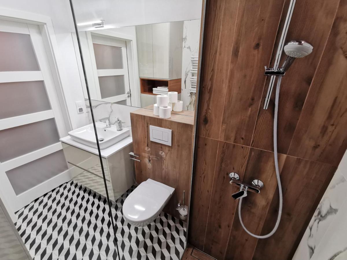 Zajezdnia Wrzeszcz Apartamenty Гданськ Екстер'єр фото