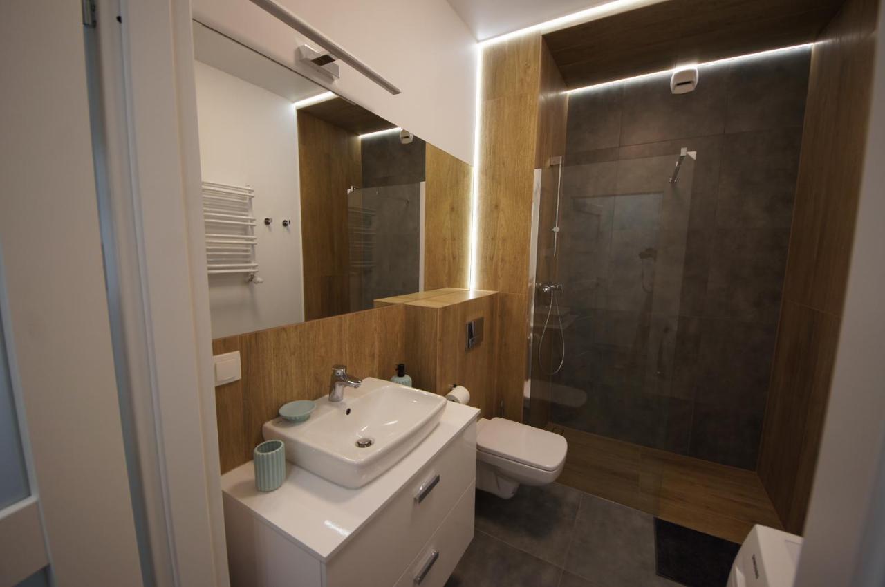 Zajezdnia Wrzeszcz Apartamenty Гданськ Екстер'єр фото